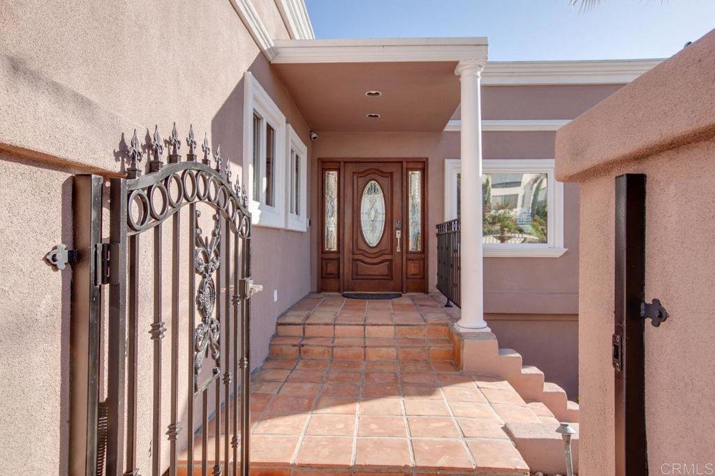 2061 W California Street, San Diego, CA 92110 photo 4