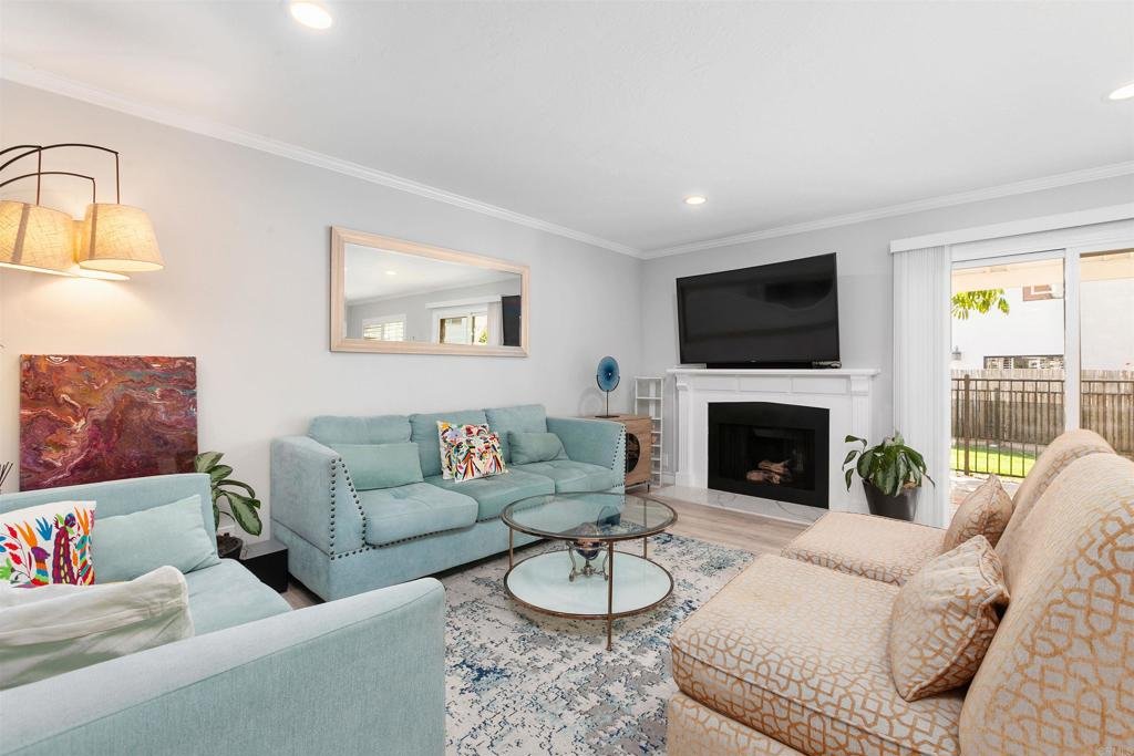 3157 Avenida Topanga, Carlsbad, CA 92009 photo 4