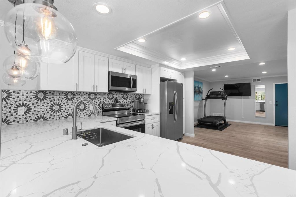 3157 Avenida Topanga, Carlsbad, CA 92009 photo 11