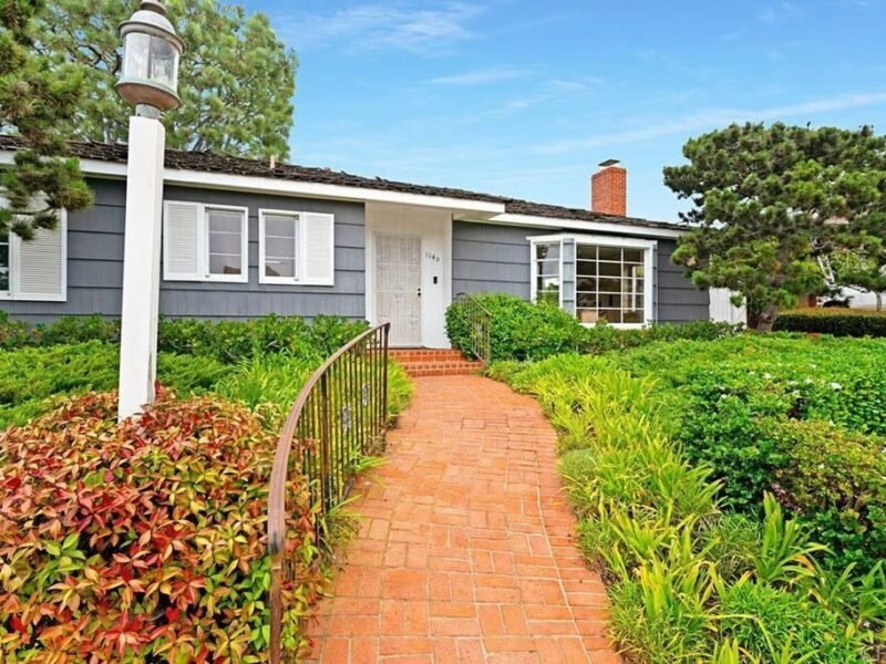 1140 Alexandria Drive, San Diego, CA 92107