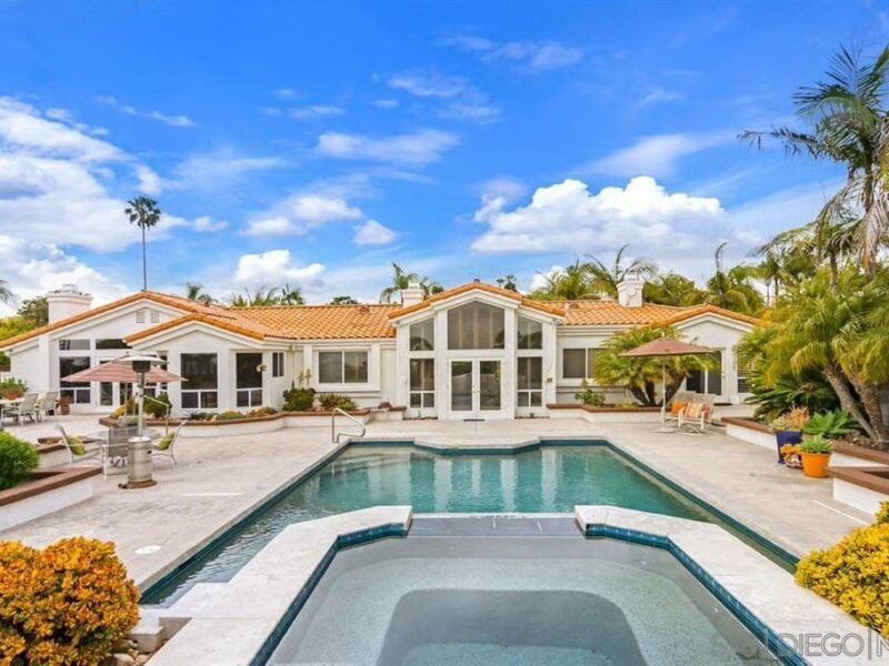 2125 Via Sinalda, La Jolla, CA 92037