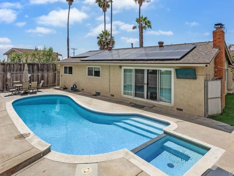 833 Halecrest Drive, Chula Vista, CA 91910